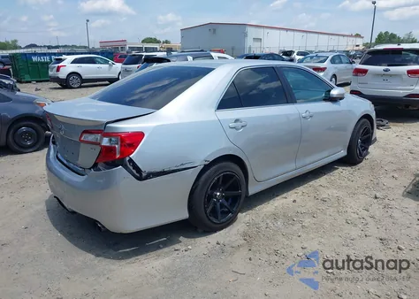2013 Toyota Camry Se z USA, uszkodzony, nr VIN 4T1BF1FK0DU225633